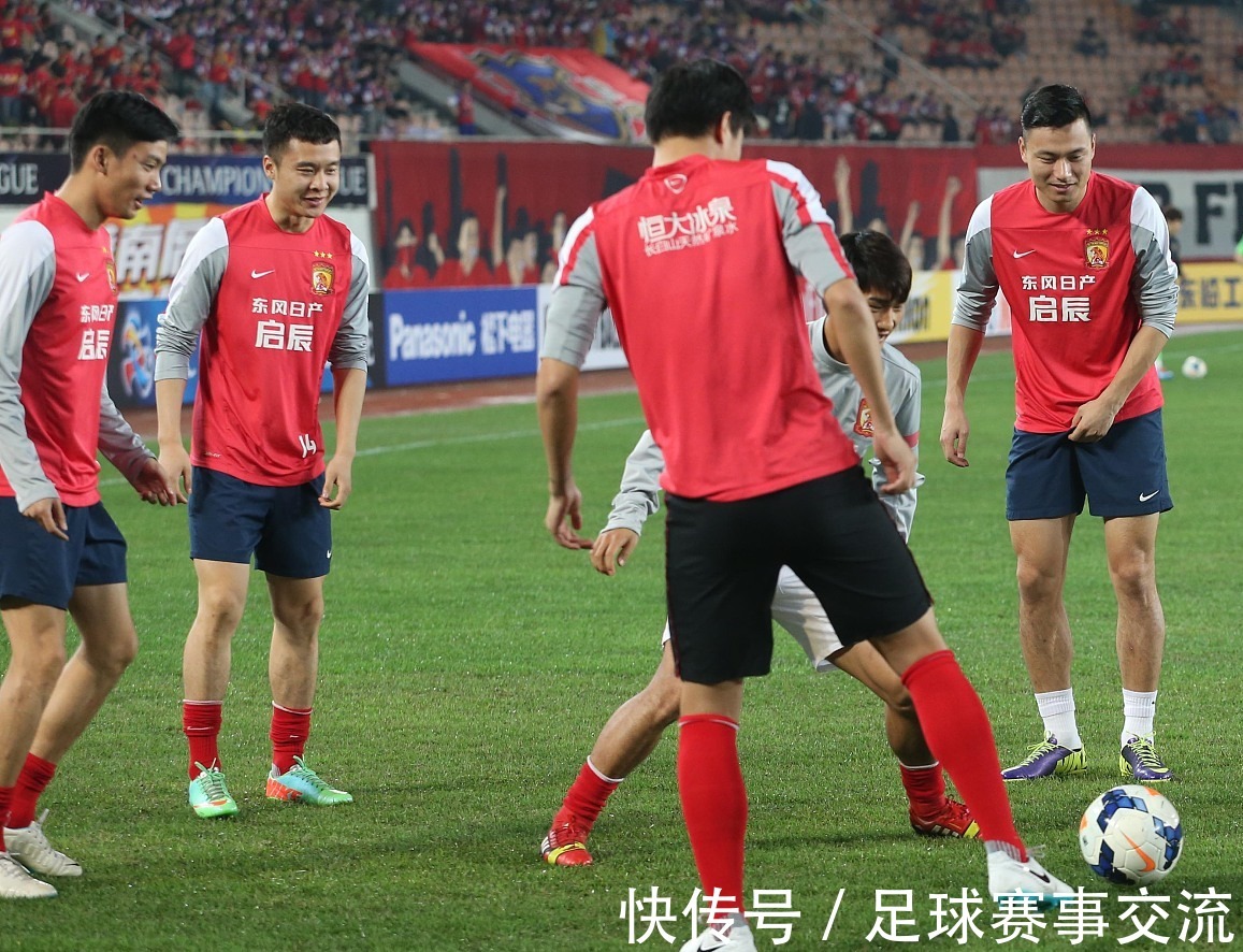 法媒：曼城、利物浦和热刺均有意埃弗顿前锋恩迪亚耶（法媒：曼城、利物浦、热刺均对埃弗顿前锋恩迪亚耶感兴趣）