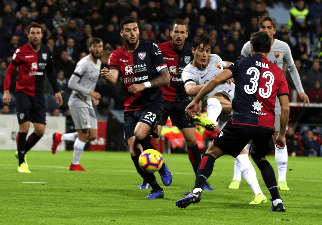 爱德华兹全场0失误！芬奇：把球扔向篮筐，那就不会失误了（爱德华兹整场零失误！芬奇打趣：把球往篮筐一扔，就没有失误了）