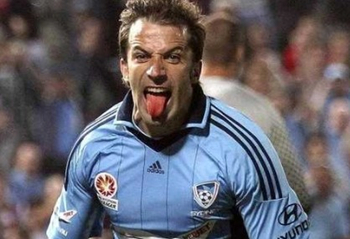 13岁天才小将代表阿森纳U19出战青年欧冠，打破赛事纪录（13岁神童替阿森纳U19征战青年欧冠，刷新赛事纪录）