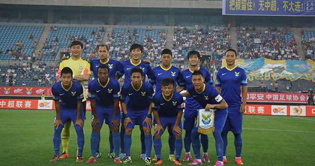 迪巴拉：如今人们太多时间对着屏幕，我们应该多去户外看看（迪巴拉建议：放下屏幕，去户外走走）