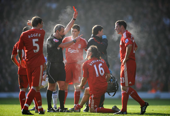 中超冠军数排行：海港4次夺冠并列第二，广州恒大8冠遥遥领先（中超夺冠次数榜：广州恒大8冠领跑，海港4冠并列次席）