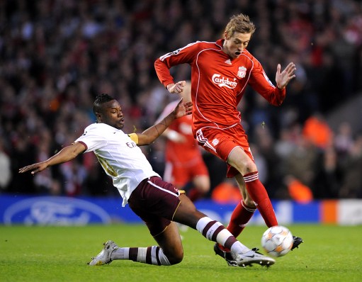 布里兰主场迎战江原 FC ，亚冠关键战即将打响（亚冠焦点战将启：布里兰坐镇主场迎战江原FC）