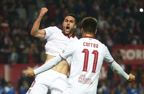 继续削减成本，邮报：曼联提前终止位于伦敦的办公楼10年租约（为缩减支出，邮报称曼联已提前终止其伦敦办公楼十年期租约）