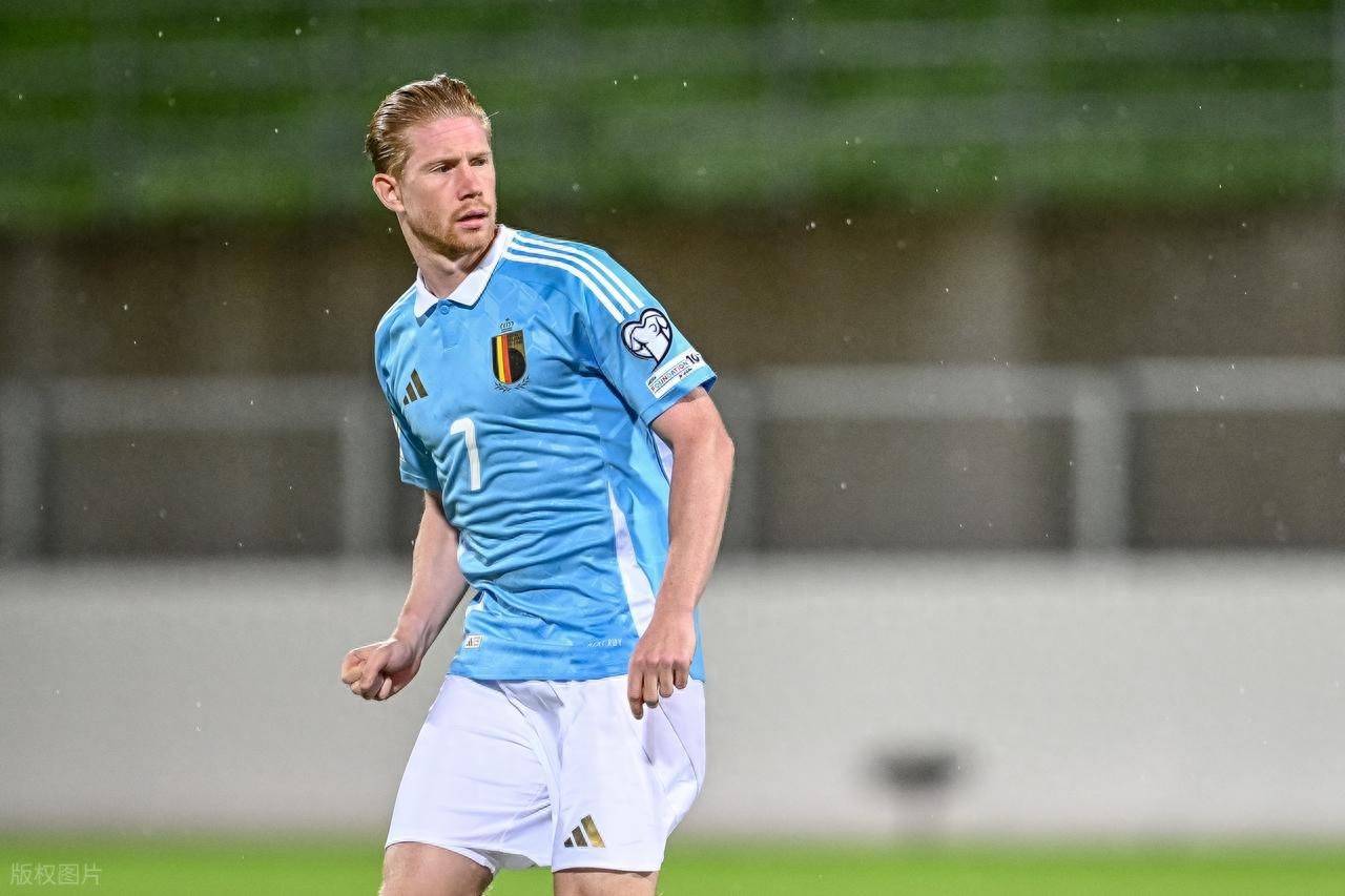 孔帕尼年终信致信球迷：2025凯恩圆梦，2026保持活力（孔帕尼年末寄语球迷：2025凯恩圆梦，2026延续活力）